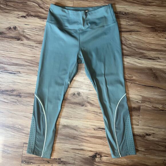 Green Avia High Rise Leggings with Mesh and See Through Design Size Medium - Picture 3 of 8